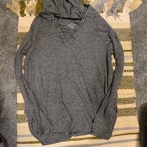 AE Hooded Top
